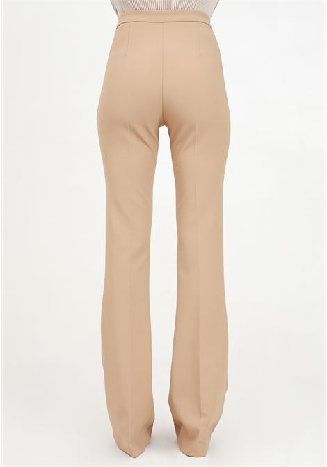 Pantalone elegante beige da donna in crêpe stretch con morsetto ELISABETTA FRANCHI | PA02246E2032